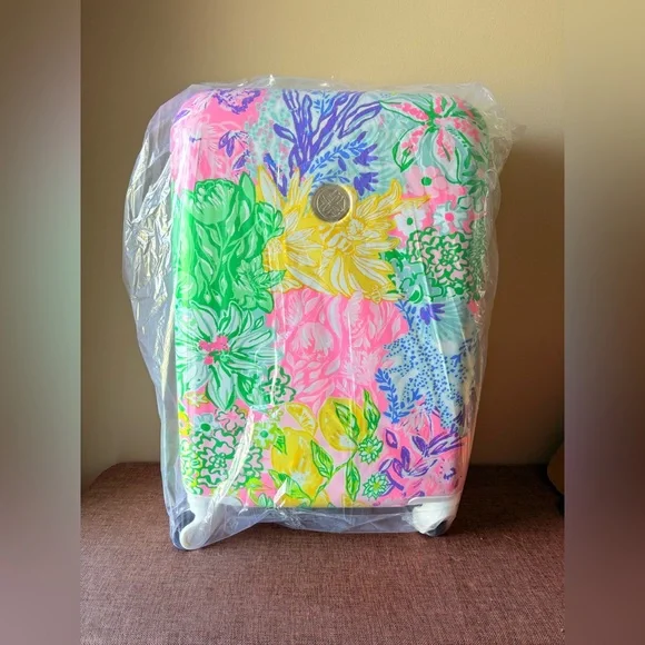 Lilly Pulitzer Carry on Luggage - Picture 2 of 4